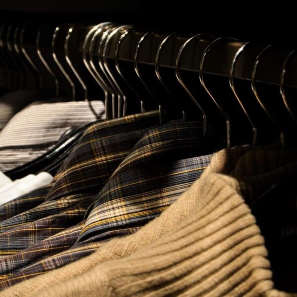 Oval Rail Wardrobe Polished Chrome Hanging Tube Metal Closet Organizer Cut to Size + END SUPPORTS and SCREWS by MKGT® (600mm (0.6m) ~23.6″) - Image 5