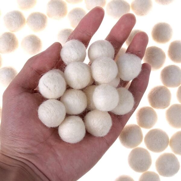 Felt Balls Pompoms DIY Wool Wool Felt Balls,Handmade DIY for Craft Dream Catcher Baby Moile Pompom Home Decor Nursery Party Props (White 1.5cm) - Image 4