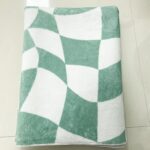 USTIDE Green Checkered Rug Indoor Area Rug Fluffy Rug for Girls Boys Room Cute Green Rugs for Bedroom Living Room Nursery Room Teen Dorm, 120x180cm - Image 7