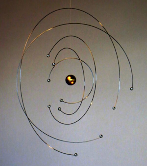 Flensted Mobiles Niels Bohr Mobile, Steel, Gold/Silver, 27 x 27 cm - Image 5