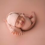 3pcs/Set Newborn Photography Props, Newborn Stretch Swaddle Wrap Blanket Hat and Posing Pillow Prop Baby Newborn Photography Photo Blanket Set for Baby 0-6 Months - Image 5
