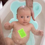 PEPLAYTAL Infant Bathing Seat Newborn Soft Bath Mat Baby Bath Sponge Comfortable Bath Pad for Boys and Girls Random Color - Image 4