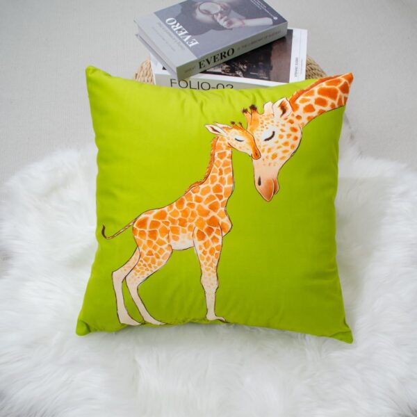 DILOXNSU Giraffe Gifts Cushion Covers 45 x 45 cm Baby Giraffe and Mum Green Double-Sided Decorative Pillows Covers for Livingroom Sofa Bed Home Outdoor Garden Decor Cushions Covers 18 x 18 inch - Image 2