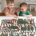 Milit-ary Set with Toy Soldiers, 290 Pieces Milit-ary Model Kits Figures, Milit-ary Soldier Playset, Army Men Action Figures with Battlefield Accessories, War Games Figures Adults Kids Pretend Toys - Image 3