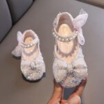 ROLAQDK Girls Shoes Size 5 Big Girls Toddler Shoes for Girls Girls Sandals Crystal Baby Infant Bling Kids Shoes Princess Shoes Pearl Shoes Dancing Single Shoes Baby Girl Shoes 3-6 Months - Image 2