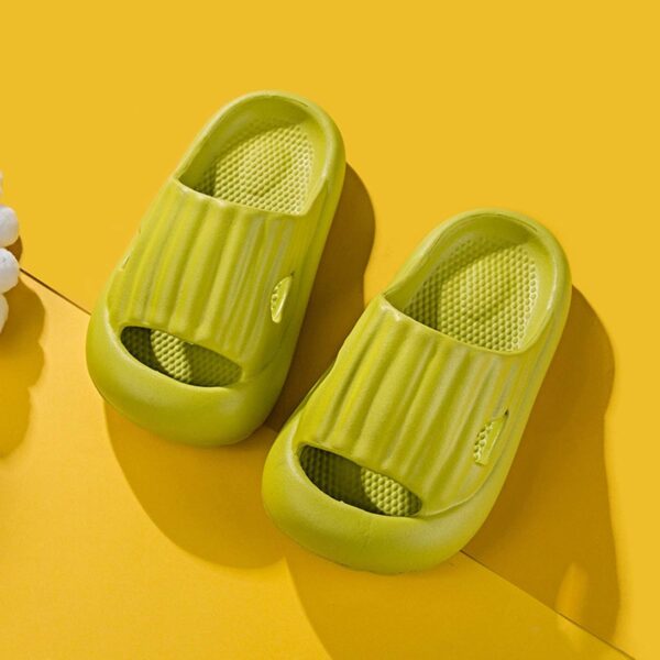 Bathroom Slides EVA Girls Slippers Sandals Thick Shower Slipper Sole Boys Baby Baby Shoes Boy Shoes Size 3 - Image 3