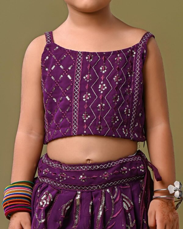 Futra Gabha Magenta thread embroidered sleeveless choli with lehenga & net dupatta - Image 7