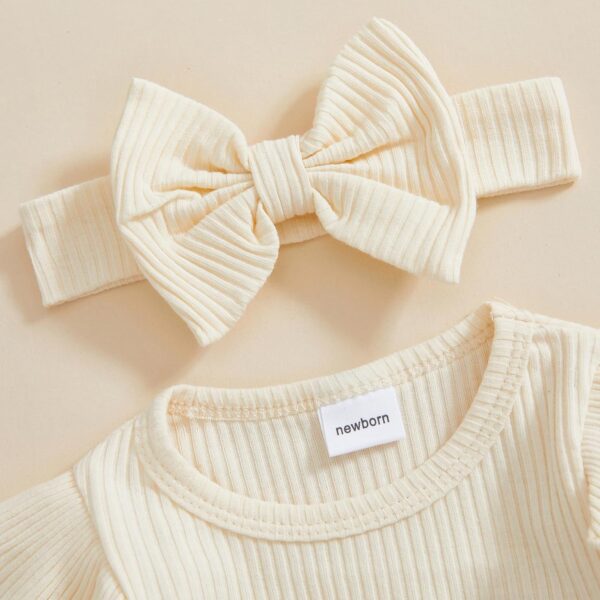 YILEEGOO Newborn Baby Girl Outfit Long Sleeve Hello I'M NEW HERE Romper Bloomers Tutu Skirt Socks Headband Set 4Pcs Clothes - Image 4