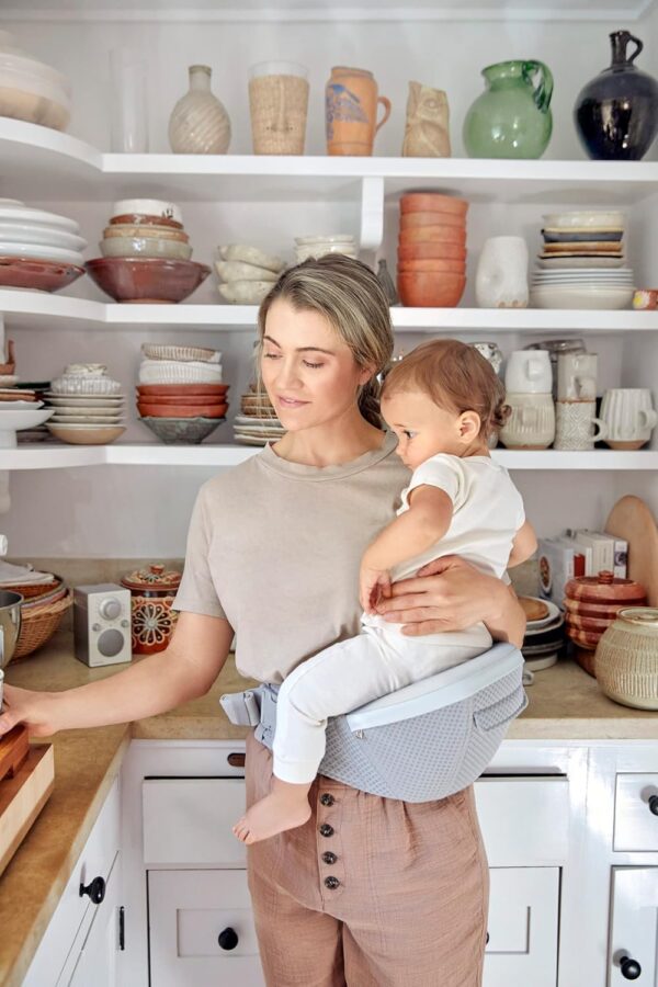 Ergobaby Alta Hip Seat Baby Carrier with Baby Seat for Babies and Toddlers from 4 Months (5.5 kg - 20.4 kg), Carrier with SoftFlex Mesh, Pearl Grey - Image 15