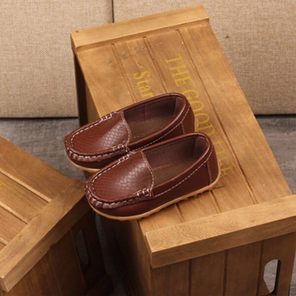 Boys Girls Leather Loafers Slip-On Flats Boat Dress School Daily Walking Shoes Children Anti-Slip Lazy Shoes(1-12Y) (Brown, 9) - Image 3