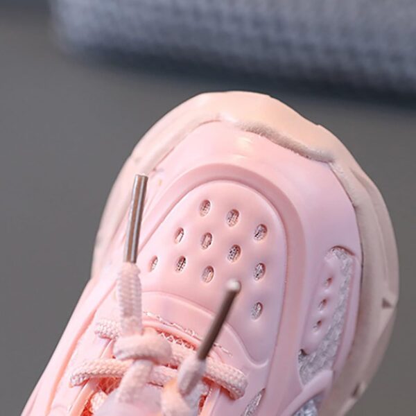 SRTUMEY Infant Trainers, Fashion LED Light Shoes for Baby Kids Children Light Up Running Sneakers Boys Girls Non Slip Sports Shoes - Image 4