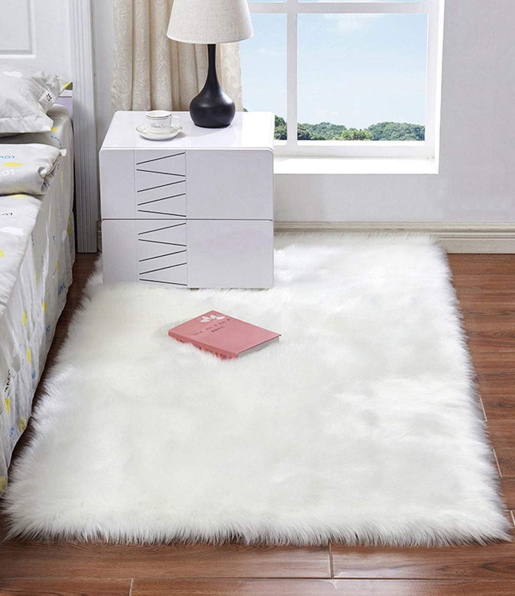 1745353395_61pqZDcil1L._AC_SL1163_.jpg HARESLE Faux Fur Rug, Soft Rugs Living Room,Small Shaggy Rug,Sheepskin Rugs for Living Room,Non Slip Rugs for Bedroom,White Washable Rug,Fluffy Area Rugs for Kids Room(White,60x90cm) - Image 1
