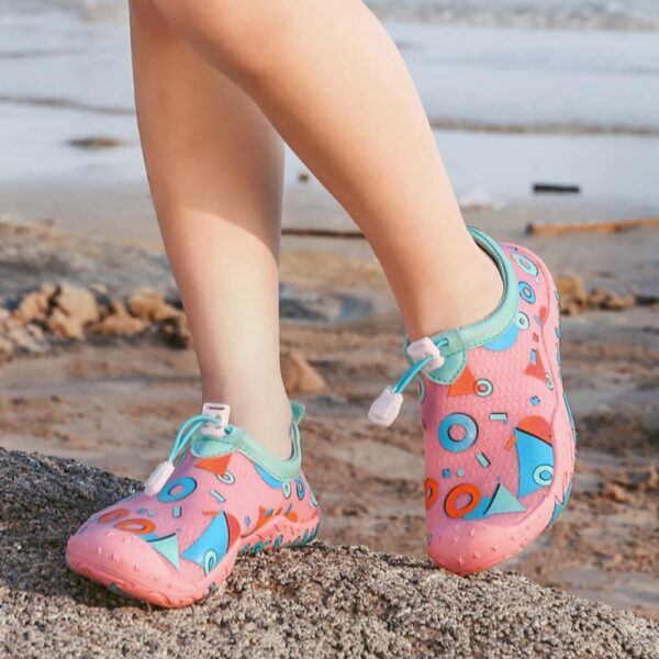 Mateju Kids Water Shoes for Kids Girls Boys, Unisex Toddler Swim Aqua Shoes Quick Dry Non-Slip Lightweight Barefoot Beach Shoes for Summer Swimming Pool Sport Surf, Geometric Patterns - Image 3