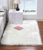 Faux Fur Rug,Fluffy Sheepskin Rug,White Bedroom Rug,Washable Rugs Living Room,Small Rugs for Bedroom,Shaggy Area Rugs,Machine Washable Rug,Non Slip Bedside Rugs(White,60x120cm)
