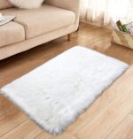 Sheepskin Rug,Soft Faux Fur Rug,White Rugs for Bedroom,Fluffy Rugs Living Room,Small High Pile Rug,Non-Slip Area Rugs,Thick Shaggy Bedroom Mat(White,40x60cm)
