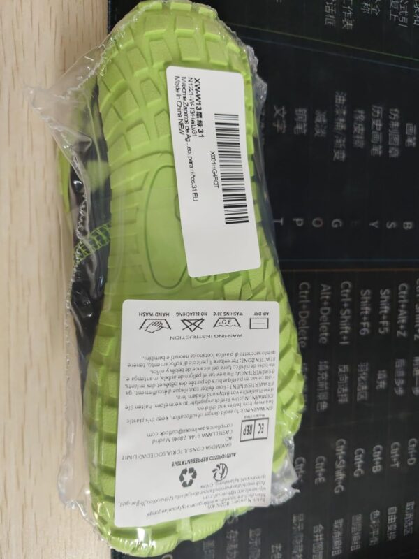 Water Shoes Kids Boys Girls Beach Shoes Kids Aqua Swimmming Shoes Pool Barefoot Shoes Quick Dry Lightweight Kids Surfing Diving Shoes - Image 7