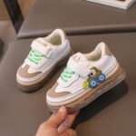 SRTUMEY Kids Luminous Trainers Shoes Boys Girls LED Light Up Baby Sneakers Spring Autumn Winter Trainers Athletic Shoes Christmas Birthday Gifts - Image 4