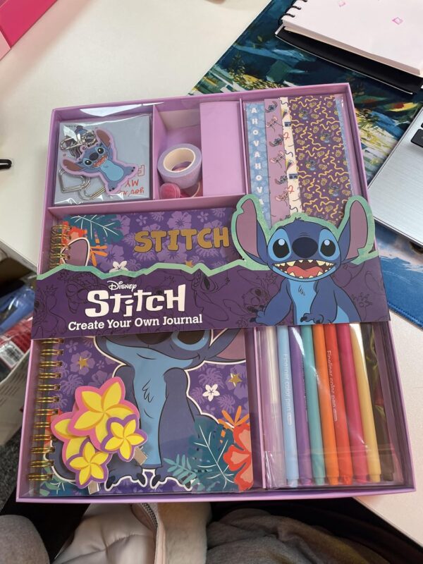 Disney Stitch DIY Journal Kit for Kids Teens A5 Diary Art Supplies Stickers Sticky Notes Keyring Coloured Pens Arts and Crafts Stitch Gifts - Image 9