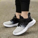 Dhinash Boys' Fashion Trainers Girls Low-Top Trainers Kids Sneakers Tennis Shoes Running Shoes Athletic Barefoot Shoes Walking Shoes Sports Shoes Unisex - Image 4