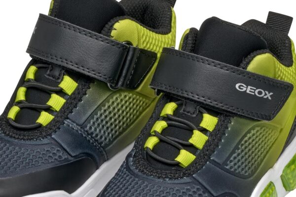 Geox Boy's J Illuminus B Sneaker - Image 10