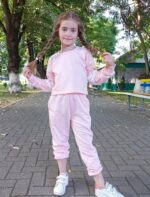 Arshiner Girls Tracksuit Set Kids 2 Piece Loungewear Activewear Outfits Girls Crop Tops Hoodies Long Sleeve Fashion Sweatshirts and Sweatpants 5-13 Years - Image 3