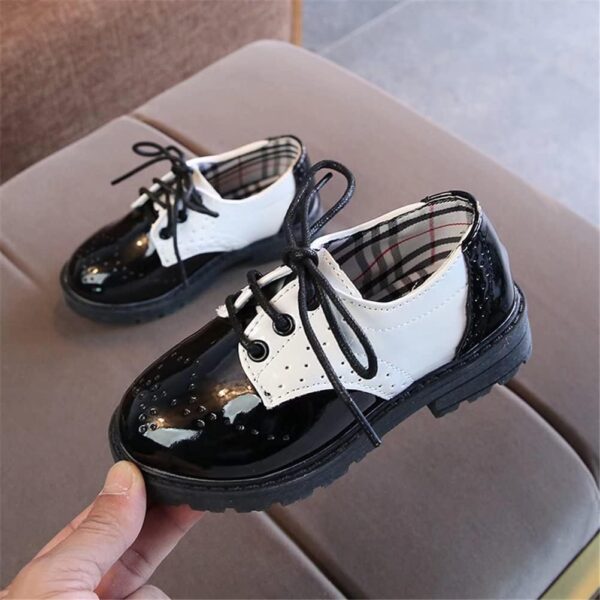 Kids Leather School Shoes Casual Oxford Flat Fashion Classic Girls Lace Up Brogue Shoes Comfortable Boys Uniform Dress Shoes - Image 2