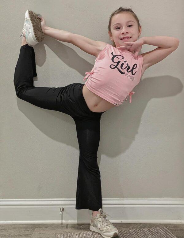 Arshiner Girls School Trouser Flare Leggings High Waisted V Crossover Casual Yoga Bell Bottoms with Pockets Pants for Kid - Image 8